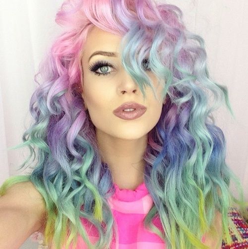 Rainbow Hair – 40 Ispirazioni per innamorarsi di Rainbow Hair!