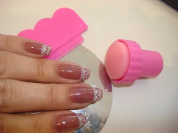 Nail Stamp - Come farne uno a casa e 4 magnifici modelli!