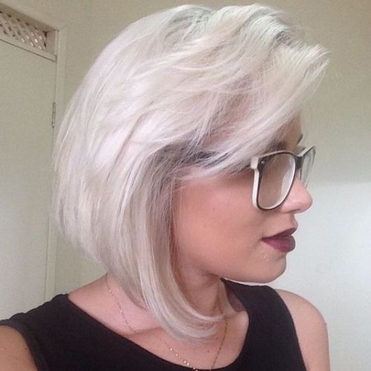 Platinum blonde: shades, how to do it and how to maintain it!
