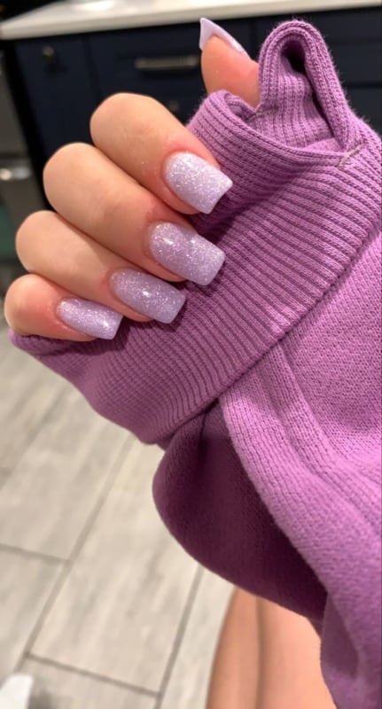 Lilac Nails: +39 Beautiful Ideas and Best Nail Polishes!