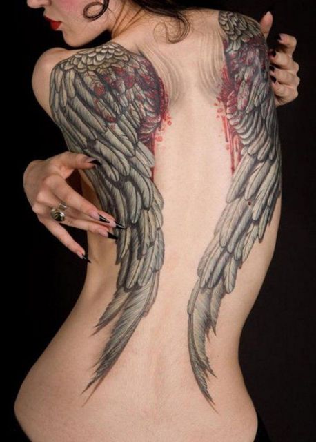 Tatouage d'ailes - Significations et 61 idées super créatives et belles !