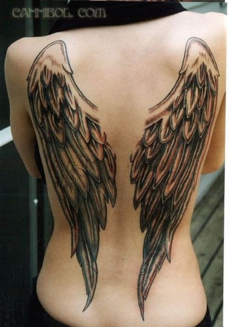 Tatouage d'ailes - Significations et 61 idées super créatives et belles !