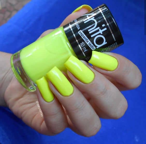 Esmalte de uñas amarillo: ¡37 hermosas ideas para uñas decoradas con color!