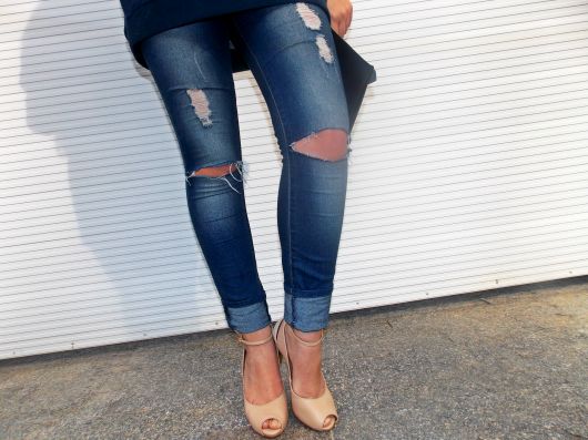 Ripped Knee Pants: Step by step and 100 cool looks!