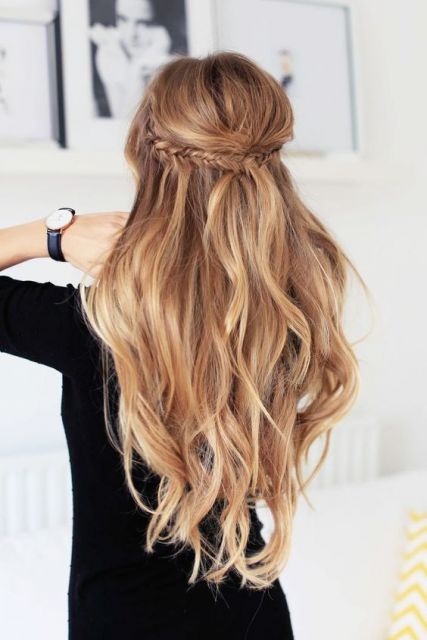 Acconciature per capelli lunghi – 60 idee favolose con suggerimenti + fai da te!