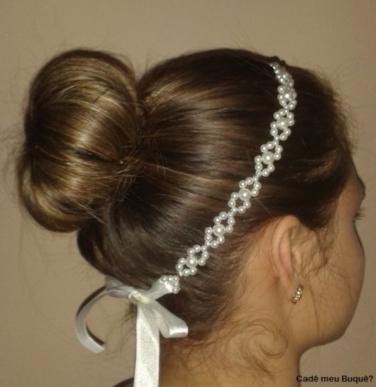 Hairstyles with a Pearl Tiara – 57 Beautiful and Romantic Inspirations!