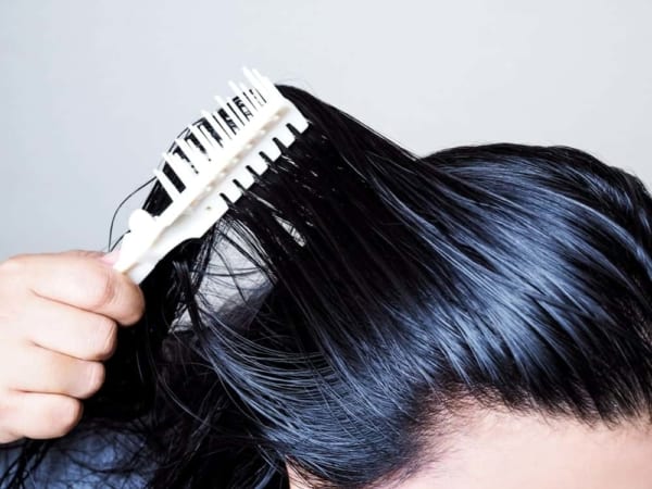 Lavarsi i capelli ogni giorno: si può? – Suggerimenti e precauzioni importanti!