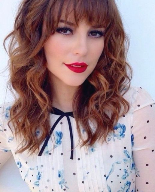 Medium Hair with Bangs – 52 Fabulous Inspirations & Cutting Tips!