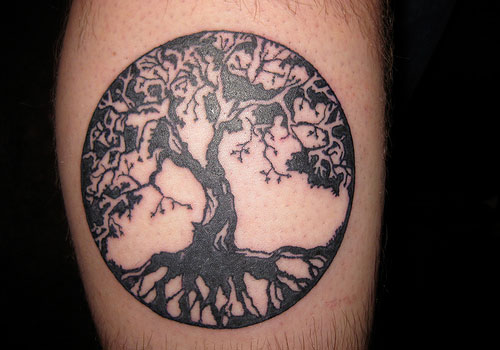 Tatuaggio dell'albero: significato, variazioni e 70 immagini!