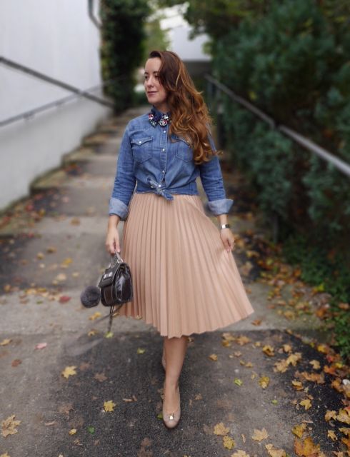 Falda plisada: ¡cómo combinar y más de 50 looks hermosos!