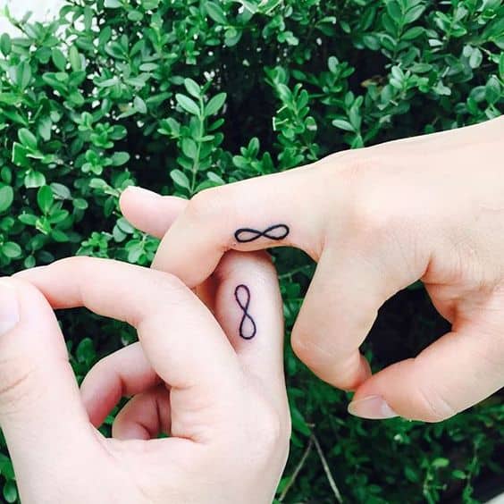 Small tattoos – 81 ideas for delicate and feminine tattoos!