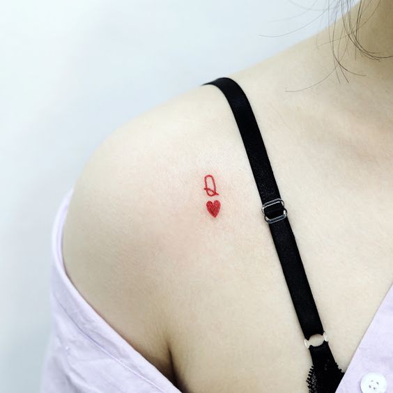 Pequeños tatuajes: ¡81 ideas para tatuajes delicados y femeninos!