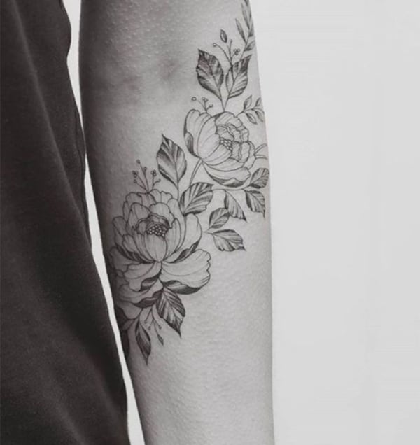 Flower tattoo on the arm – 65 Ideas to be inspired and fall in love!