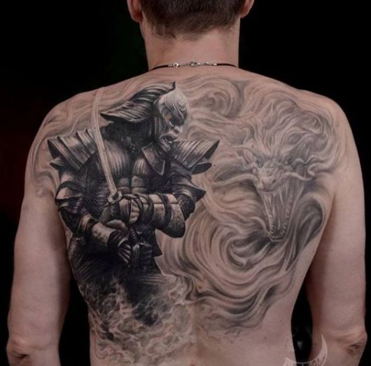 Significado del tatuaje oriental y 40 increíbles ideas de tatuajes masculinos y femeninos