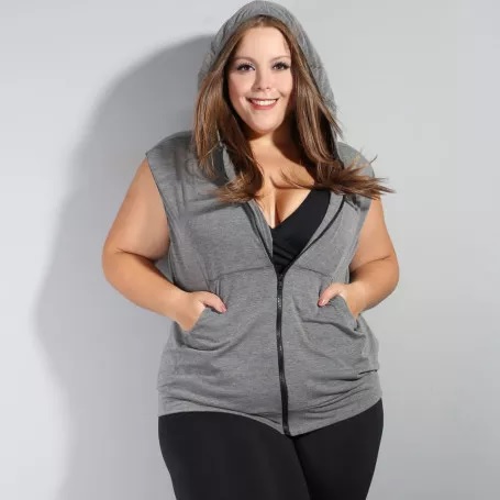 Come indossare un gilet taglie forti - Più di 20 consigli per look belli per ragazze grasse