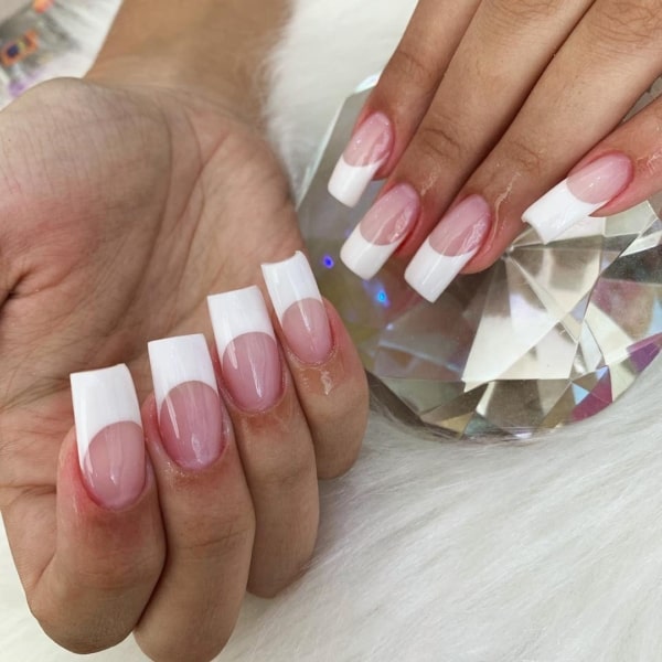 Ongles en porcelaine - Comment le faire, avantages et photos avant et après !