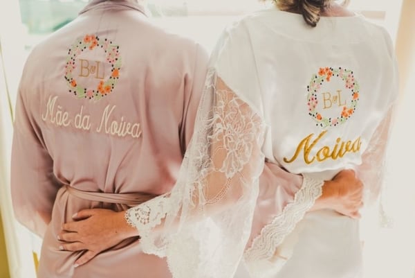 Wedding Robe – 35 modelli per la sposa e le sue damigelle!
