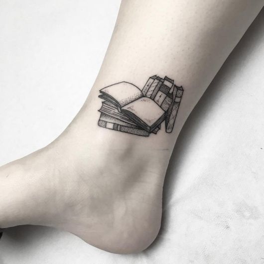 Book Tattoo : signification, astuces et designs parfaits !