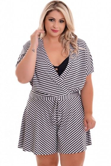 Plus Size Beach Outing – Infallible Tips with Beautiful Model Ideas!