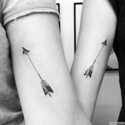 Arrow Tattoo: significato, variazioni e oltre 60 idee e immagini!
