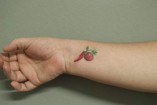 Tatuaje de cereza: ¡significados y 42 ideas para un tatuaje de frutas!