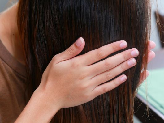 How to Remove Oiliness from Hair – Tips & Super Effective Treatments!