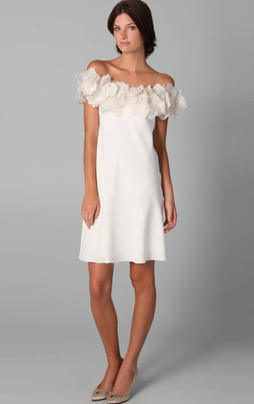 Robe blanc cassé : 50 styles magnifiques et romantiques à porter !