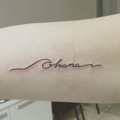 Tatouage Ohana - Qu'est-ce que cela signifie? + 60 inspirations passionnées !