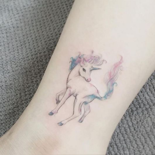 Tatouage Licorne : Signification & + 30 inspirations sensationnelles !