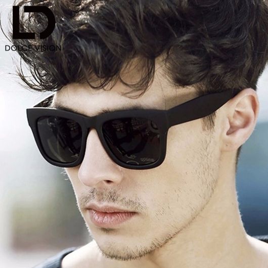 Gafas cuadradas: tipos de cara que combinan y 60 hermosas modelos.