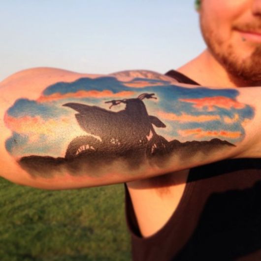 Motocross Tattoo: 25 Great Ideas to Use as Inspiration!