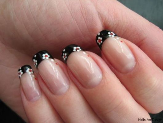Unghie francesi: 78 bellissime ispirazioni per decorare le tue unghie!