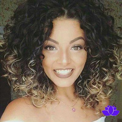 Californian in Curly Hair – 25 Lovely Curly Ideas!