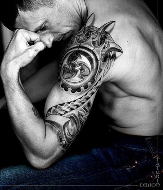 Tatuaggi maschili sul braccio: 100 ispirazioni e disegni arrabbiati!