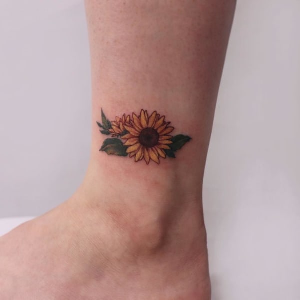 Cheville Tattoo – Les 80 tatouages ​​les plus beaux et les plus passionnés !