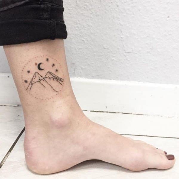 Cheville Tattoo – Les 80 tatouages ​​les plus beaux et les plus passionnés !