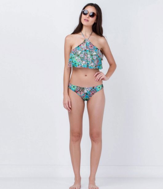 Cropped bikini: who can wear it and 77 beautiful models!