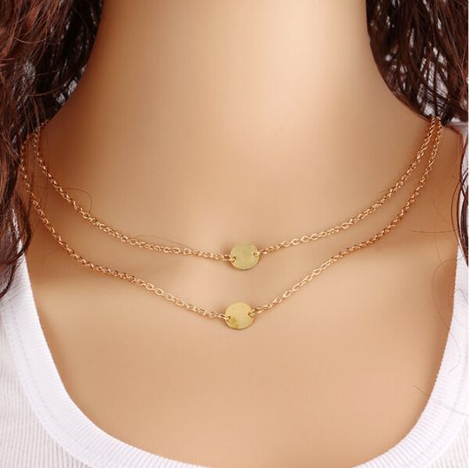 Gold choker: photos, tips and looks