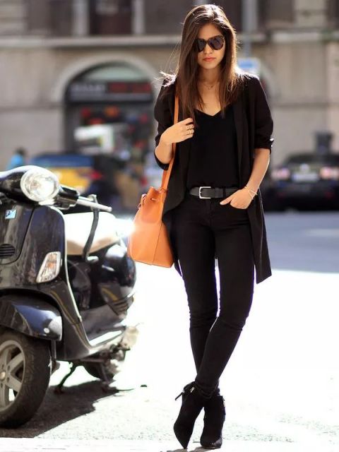 Pantalons noirs : 70+ looks magnifiques avec des conseils étonnants pour que vous vous amusiez !