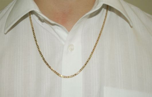 MEN'S NECKLACE: Accessory is a trend in all seasons!