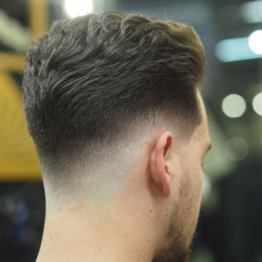 18 tipi di tagli di capelli da uomo e come scegliere quello perfetto!