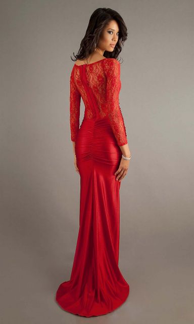 Red prom dress – photos, models and tips on how to choose!
