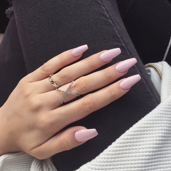 Pink Nail Polish: +72 Beautiful Ideas and Tips on Brands and Shades!