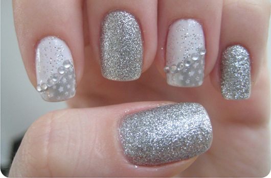 Ongles décorés pour Noël : étape par étape et plus de 80 idées !