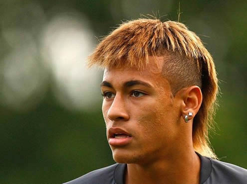 El pelo de Neymar: +30 fotos con los cortes y peinados de la estrella