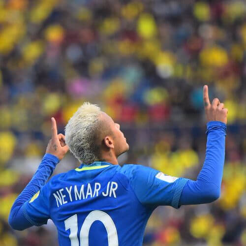 Les cheveux de Neymar : +30 photos des coupes de cheveux et des coiffures de la star