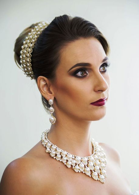 Pendiente de perla: Inspírate con más de 20 ideas de looks y modelos