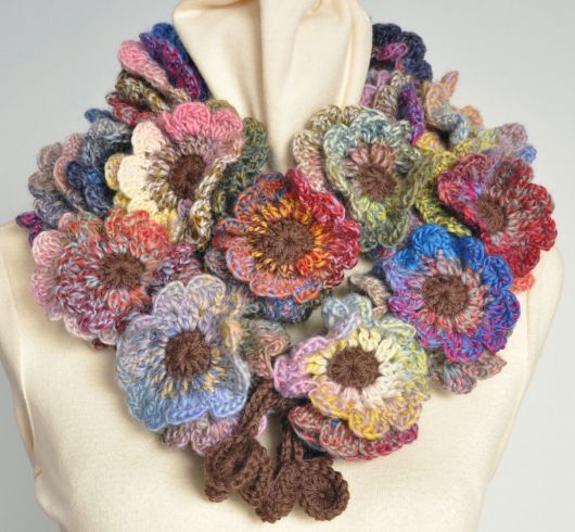 Crochet scarf: models, tips on how to wear and make.