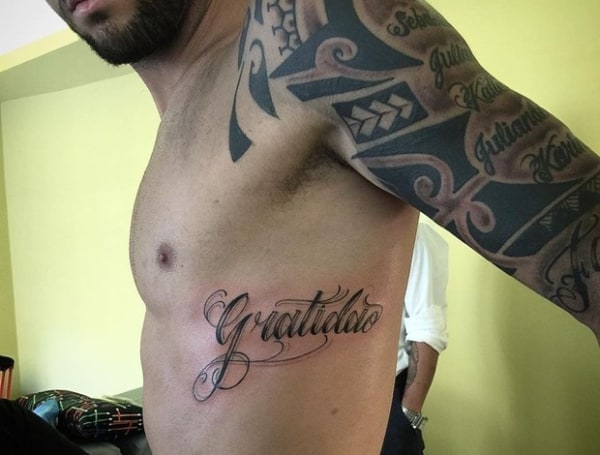 Gratitude Tattoo – 55 bellissimi tatuaggi con caratteri stimolanti!