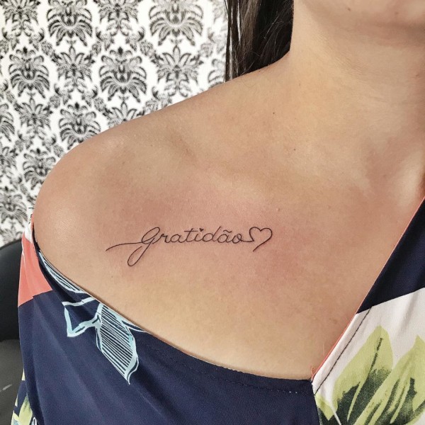 Gratitude Tattoo – 55 magnifiques tatouages ​​avec des polices inspirantes !